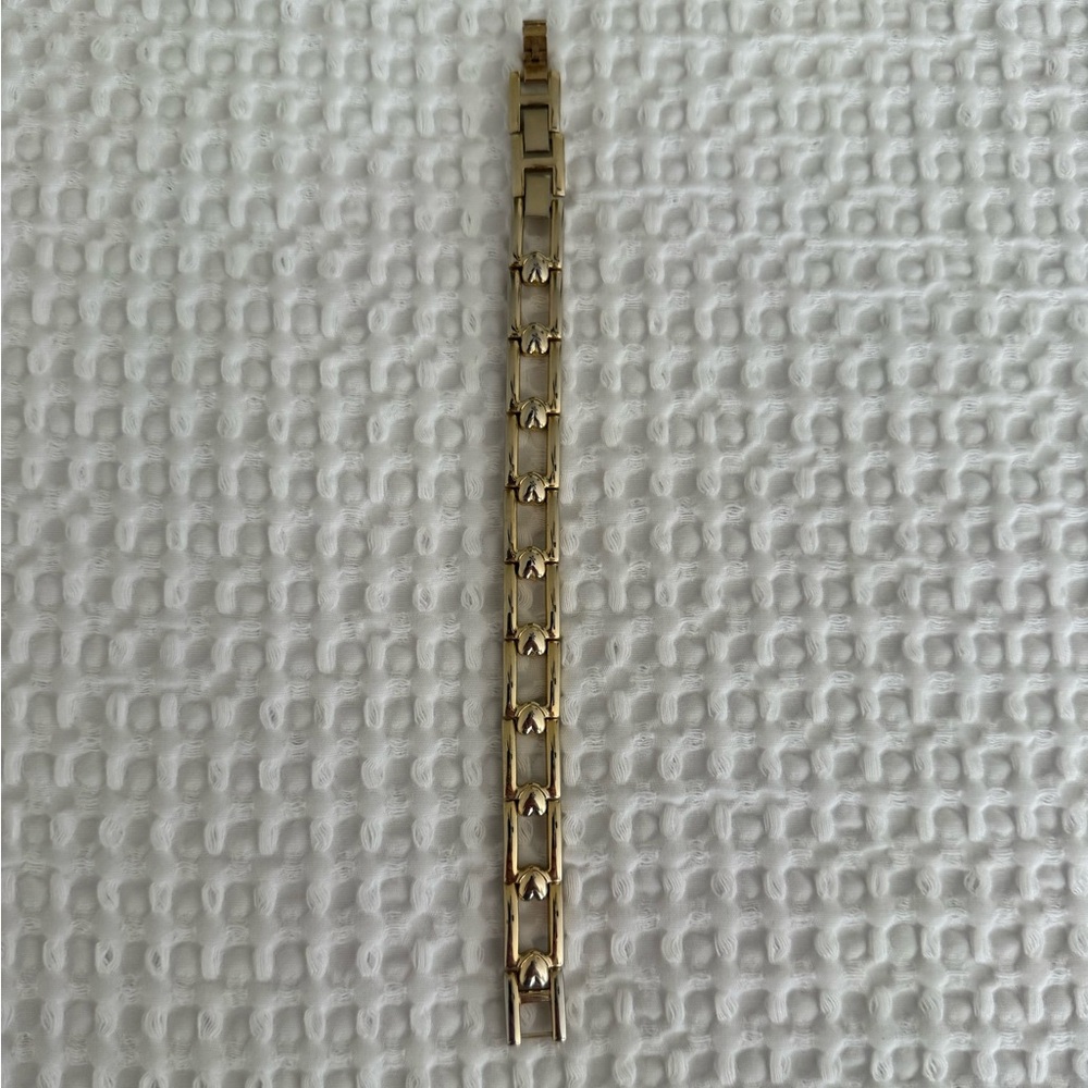 Unisex hearth shape link bracelet